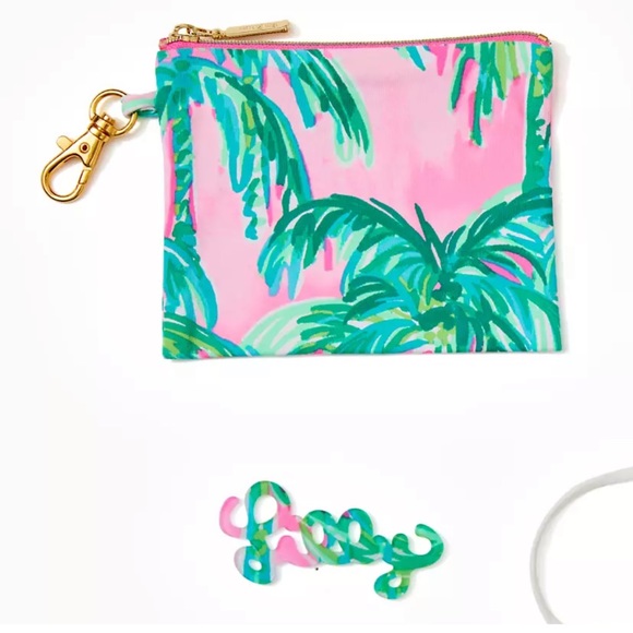 Lilly Pulitzer Accessories - Lilly Pulitzer Keychain Pouch Set Card Case and Mask Extender Kit On The Go NWT